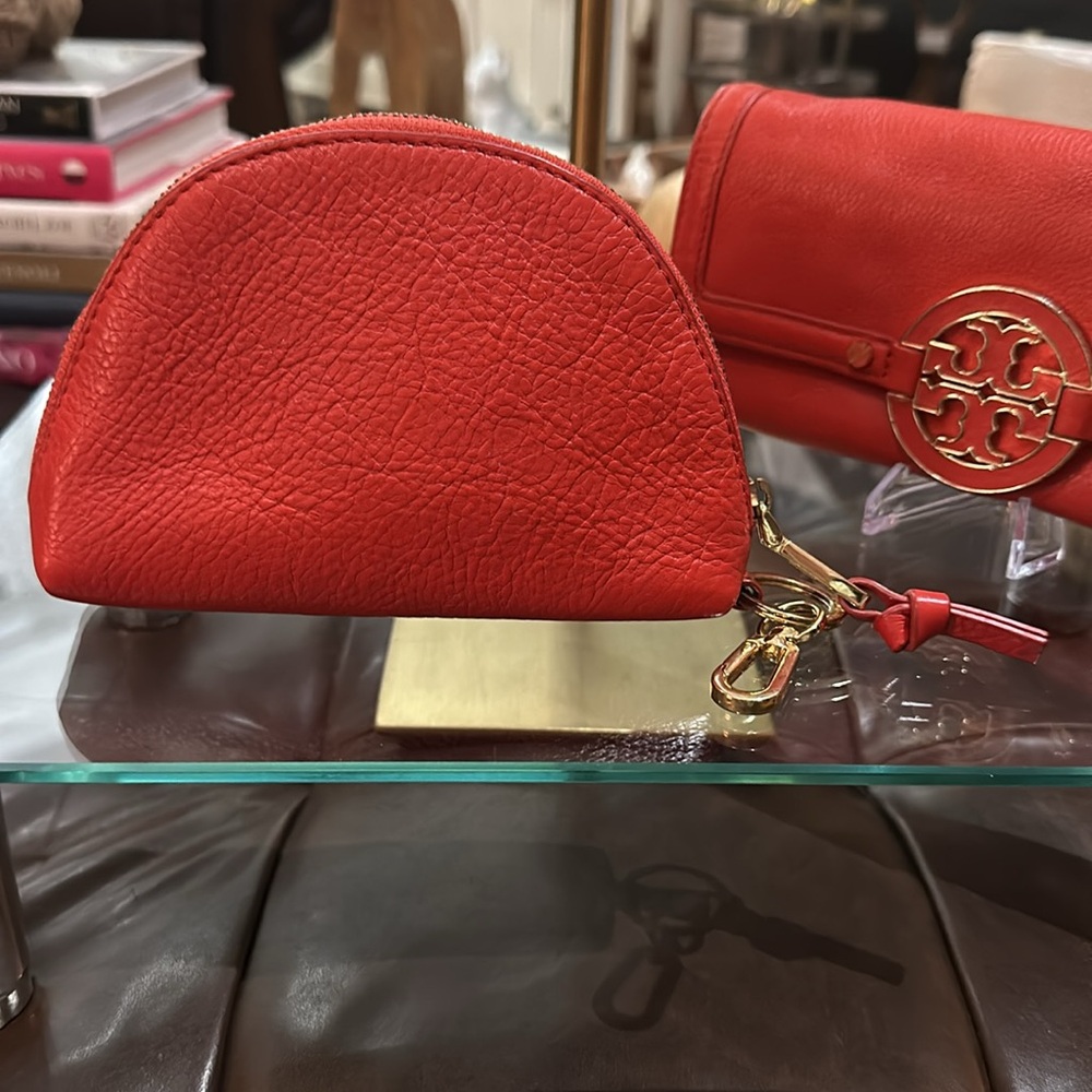 Authentic Tory Burch Wallet & Cosmetics Pouch BUNDLE in Red, Soft Pebble Leather - Picture 6 of 16